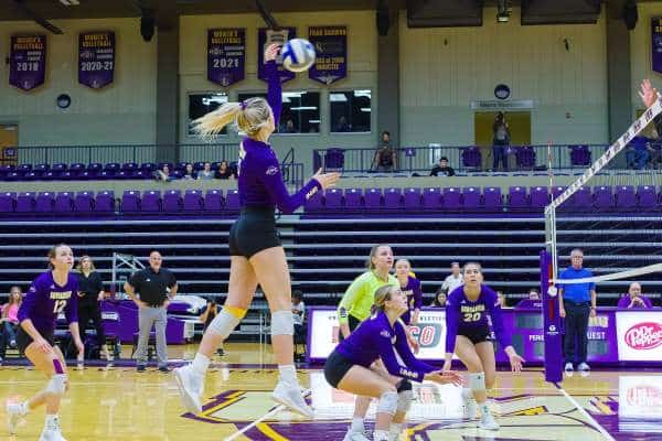 20230923-UMHB-vb-vs-McMurry-024