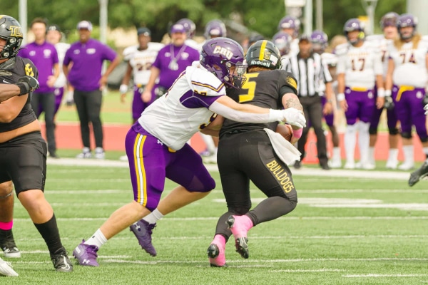 20231007-UMHB-fb-at-TLU-022