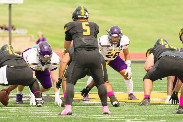 20231007-UMHB-fb-at-TLU-042