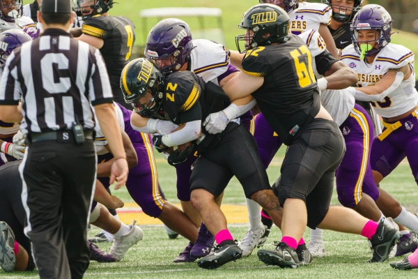 20231007-UMHB-fb-at-TLU-129