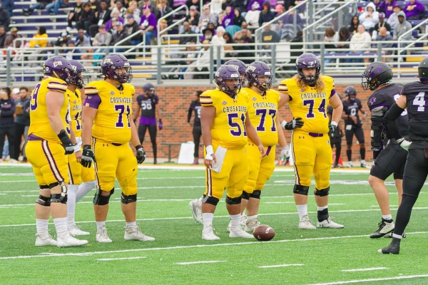 20231028-UMHB-fb-at-HSU-015