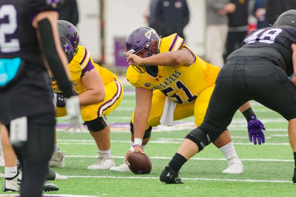 20231028-UMHB-fb-at-HSU-067