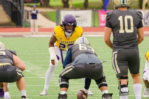 20231111-UMHB-fb-at-HPU-029