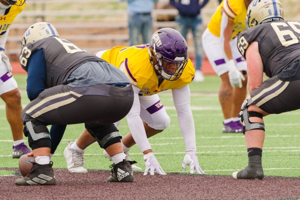 20231111-UMHB-fb-at-HPU-051