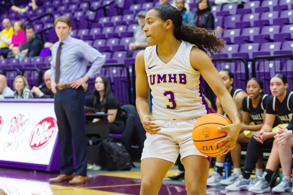 20240106-UMHB-wbb-vs-UTD-018