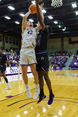 20240120-UMHB-g2-mbb-vs-Concordia-021