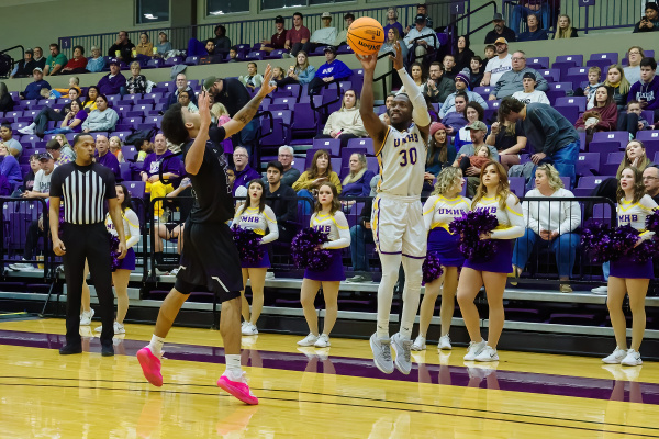 20240120-UMHB-g2-mbb-vs-Concordia-061