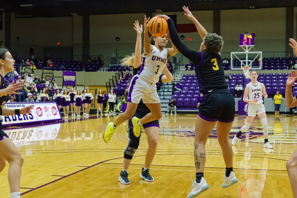 20240120-UMHB-g1-wbb-vs-Concordia-029