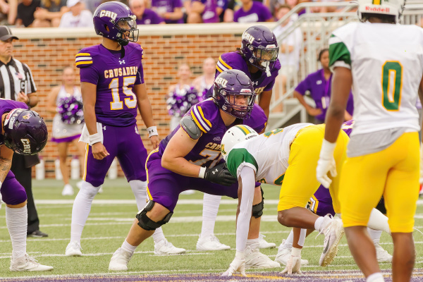 20240914-UMHB-fb-vs-WCU-049