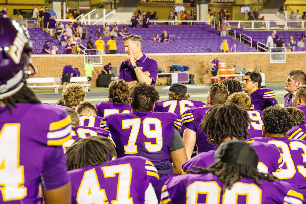 20240914-UMHB-fb-vs-WCU-204