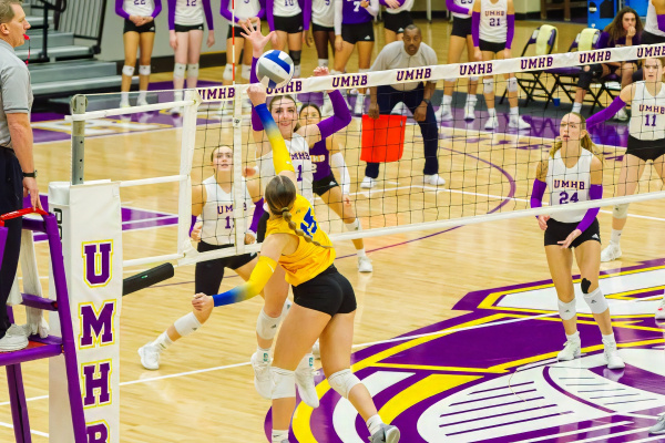 20241019-UMHB-vb-vs-LETU-006