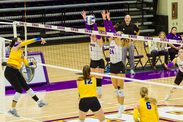 20241019-UMHB-vb-vs-LETU-039