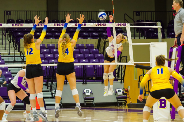20241019-UMHB-vb-vs-LETU-058