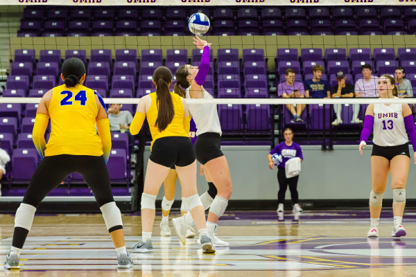 20241019-UMHB-vb-vs-LETU-059