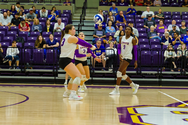 20241019-UMHB-vb-vs-LETU-153